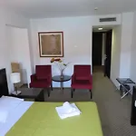 Hotel International