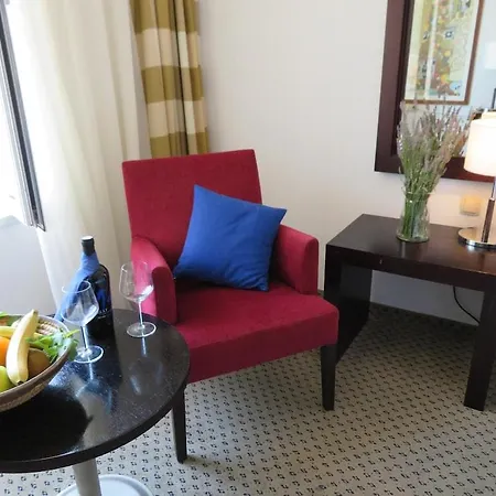 International 3* Rab Town