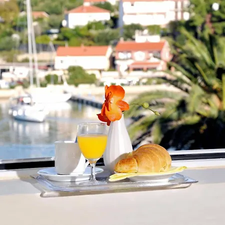 International Rab Town