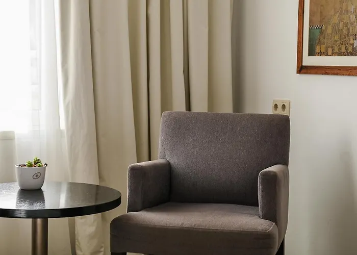 Hotel International Rab Town
