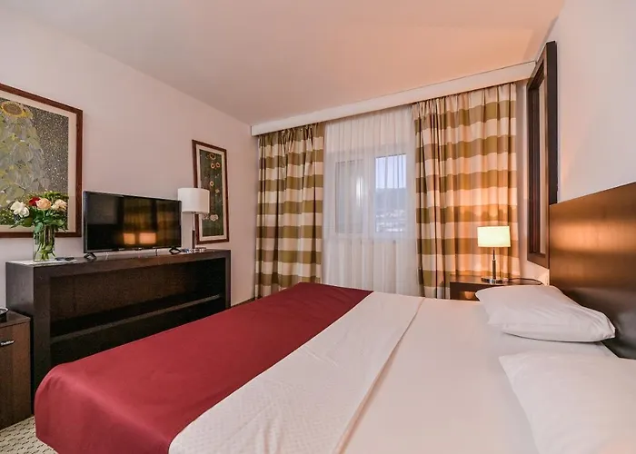 International Hotel Rab Town