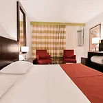 International 3* Rab Town