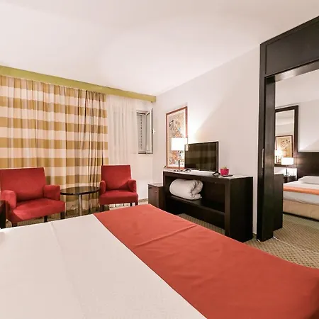 Hotel International