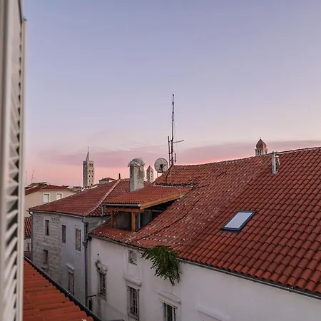 Hotell International Rab Town