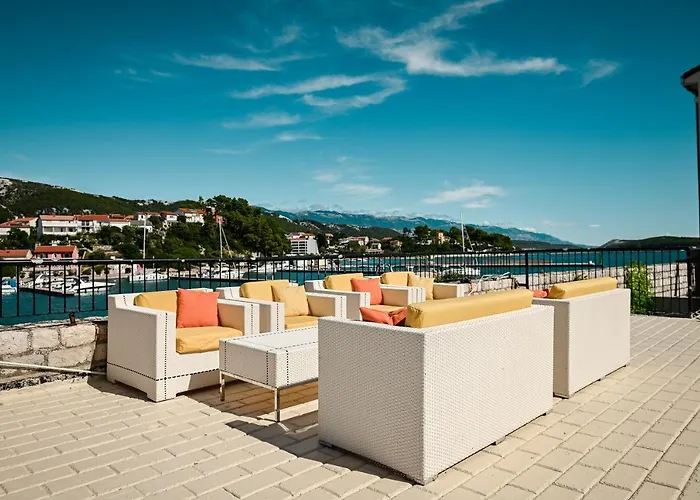 Ξενοδοχείο International 3*