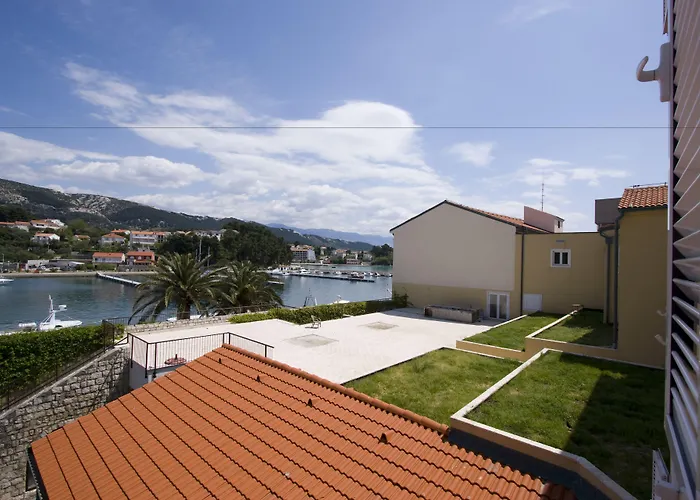 Szálloda International